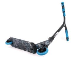 Type R Mini Kids Pro Scooter - Splatter Blue/White 17 Type R Mini Kids Pro Scooter - Splatter Blue/White -Scoot and Skate Haven 9350759096177 2 18201.1627256943.1280.1280