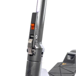 Apollo® Apollo Pro V3 Electric Scooter (New 2023 Model) | Dual Motor 31 Apollo® Apollo Pro V3 Electric Scooter (New 2023 Model) | Dual Motor -Scoot and Skate Haven ApolloProElectricScooter 9