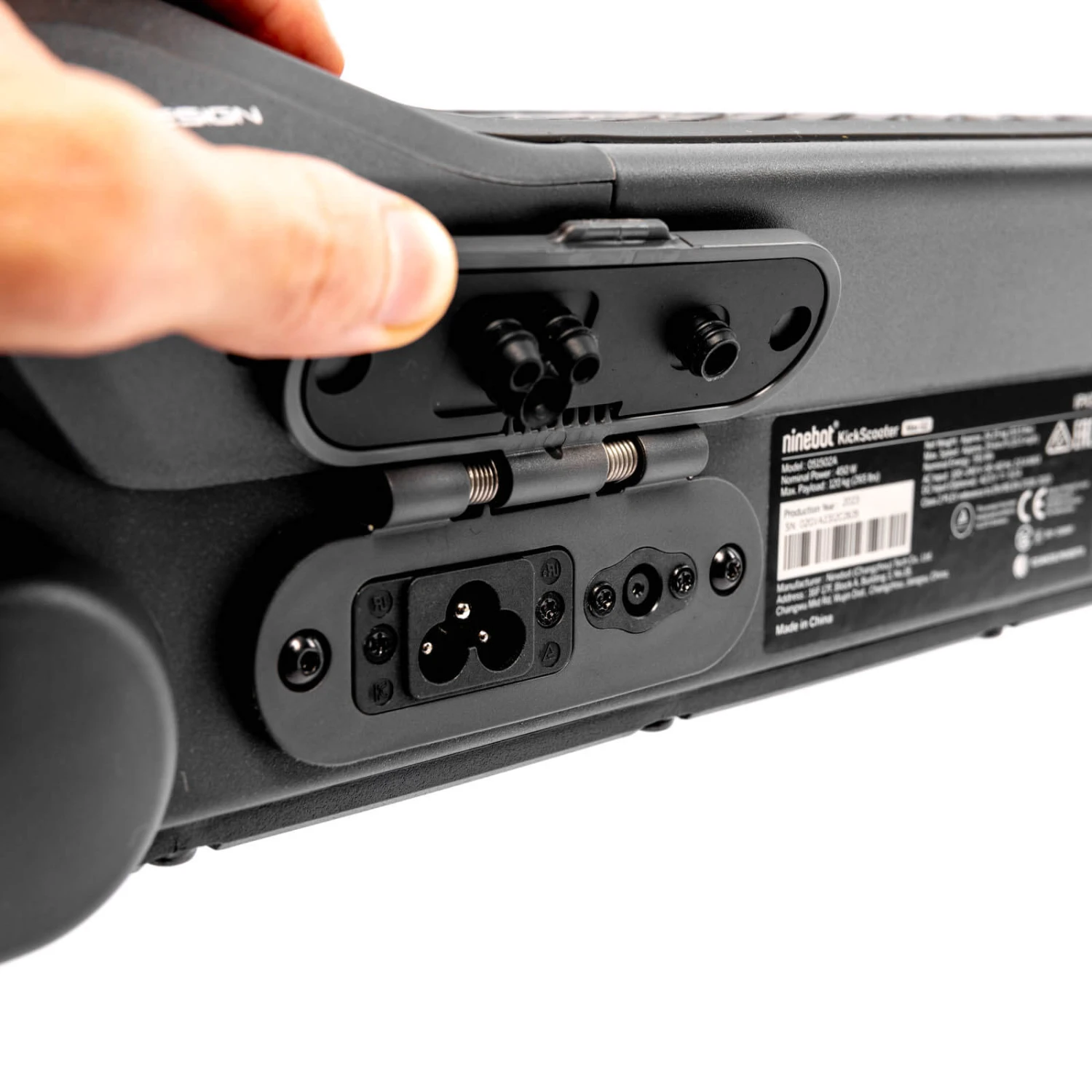 Segway Ninebot MAX G2 Electric Scooter 13 Segway Ninebot MAX G2 Electric Scooter - Image 11