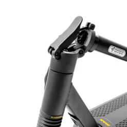 Segway Ninebot MAX G2 Electric Scooter 27 Segway Ninebot MAX G2 Electric Scooter -Scoot and Skate Haven SegwayMaxG2Studio Compressed 6