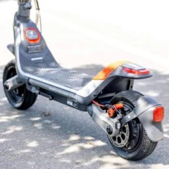 Segway Ninebot P100SE Electric Scooter -Scoot and Skate Haven SegwayP100SCropped 6