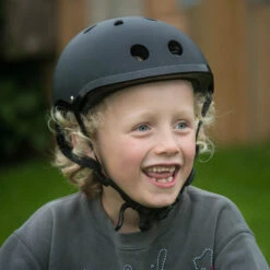Hornit Kids Mini Helmet Stealth | Black | Small | 48-53cm -Scoot and Skate Haven Stealthhelmet closeup3 MiniHornitLIDS